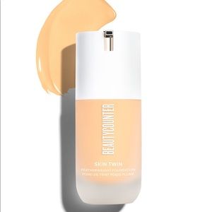 Beautycounter Skin Twin Fair 150 Foundation